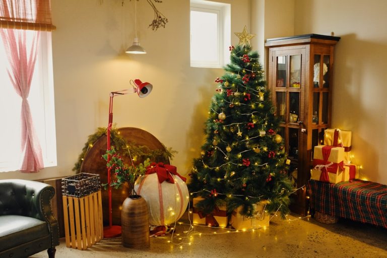 The Ultimate Guide to Seasonal Home Decorating Tips