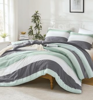 Litanika King Size Comforter Set Sage Green - 3 Pieces Lightweight Quilt Bedding Comforter Sets, Light Green White Colorblock Stripe Fluffy Bed Set, All Season Down Alternative